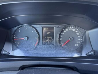 Volkswagen Transporter 2,0 TDI 150kW tažné - 8