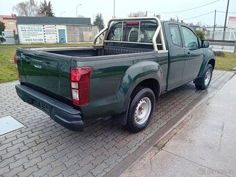 Isuzu D-max Space Cab Custom 4WD - 8