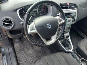 Lancia Delta 2010 1.4 - 8