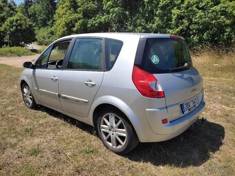 Renault Megane Scénic 1,9 dCi 96kw rok 2006 nová STK - 8