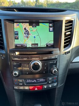 Subaru Legacy - 8