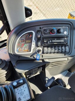 rypadlonakladač JCB4CX SUPER - 8