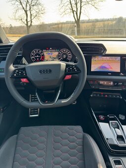 Audi RS3 2025 Pronájem - 8