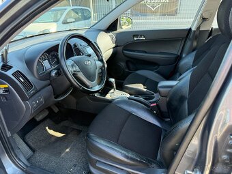Hyundai I30 1.6 CRDI automat kůže - 8