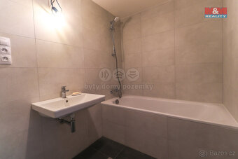 Pronájem bytu 2+kk, 65 m², Praha, ul. Nádražní - 8
