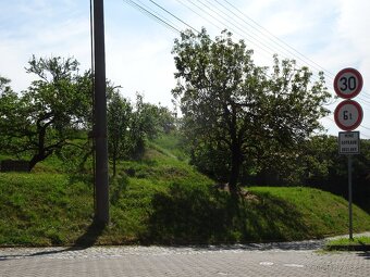 Pozemek ke stavbě RD Stříbrnice, okres Uherské Hradiště - 8