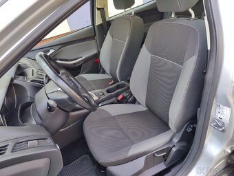 Ford Focus 1,0 ecoboost /servis/pneu/ČR - 8