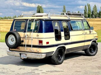 1983 GMC Vandura 2500 | 6.2L V8 Diesel - 8
