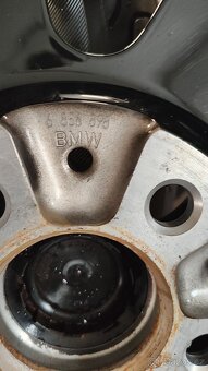 Prodám kola na BMW i3 - 8