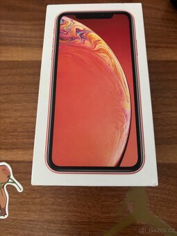 iphone XR - 8