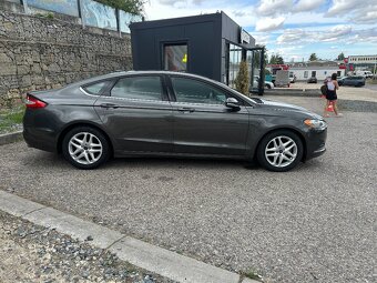 Ford Fusion 2015 - 8