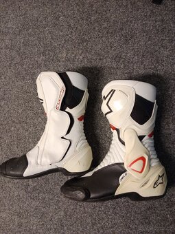Dainese kombinéza, batoh,boty cena za vše - 8