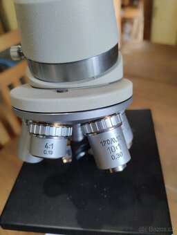 Monokulární mikroskop Meopta s podsvícením - 8
