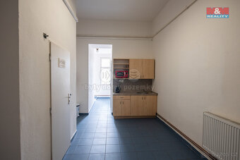 Pronájem kanceláří 95 m², Pardubice, ul. 17. listopadu - 8