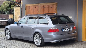 BMW 530D e61 Manuál 2005 - 8