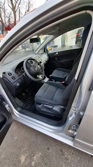 VW Golf 6 PLUS 1,6 TDI 77 kW manuál - 8