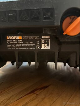 Worx Robotickou sekačku LANDROID SB 700 - 8