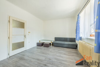 Prodej vícegeneračního domu 218m², Hostouň - 8