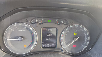 Škoda Octavia 1.9TDI 77KW DSG, COMBI, Garážované - 8
