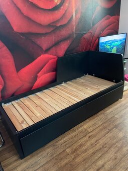 IKEA FLEKKE - černá barva - 8