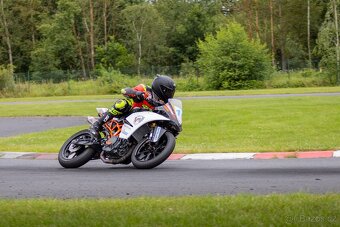 🏁 KTM RC 390 – okruhová zbraň připravená závodit 🏁 - 8