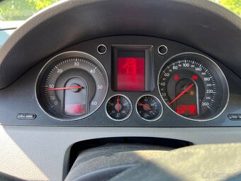 Volkswagen passat B6 - 8
