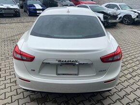 Maserati Ghibli v6 TwinTurbo model q4 - 8