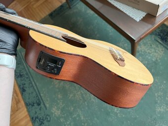 Ortega RGL5E - Elektroakustické kytarové ukulele / kytarlele - 8