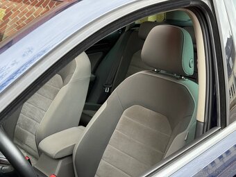 VW GOLF HIGHLINE 2.0 TDI TOP PANO AMBIENT - 8