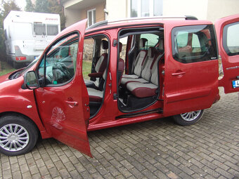 Citroen Berlingo s rampou pro invalidy,vozíčkáře. - 8