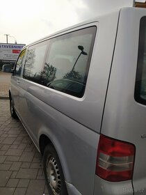 VW Volkswagen Caravelle T5 2.5 TDI 96 kW AXD - 8