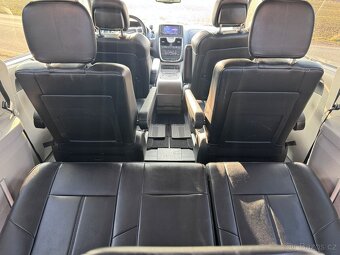 Chrysler Town Country 3,6 Limited 2x DVD CREW ÚHLY 2014 - 8