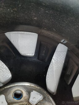 Sada alu disků R17 + zimní pneu 225/65 R17 - Honda CR-V 4G - 8