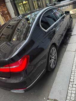 Prodám BMW 740D TOP výbava . je možnost Odpočtu DPH - 8