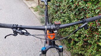HORSKÉ KOLO TREK Fuel EX 9.7 karbon 29´´ - 8