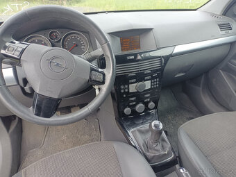 Opel Astra H 1.7 CDTI 92Kw RV.2010 TAŽNÉ - NOVÁ STK - 8