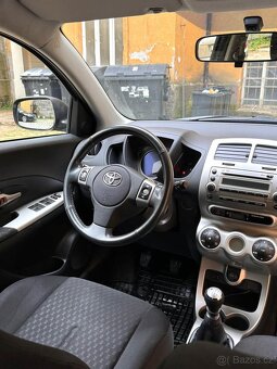 Toyota Urban Cruiser benzín - 8