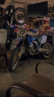 Yamaha YZF250 - 8