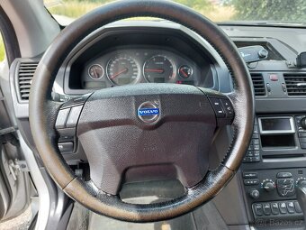Volvo XC 90 2,4 D5 120kW 4x4 GEARTRONIC 7-MÍST - 8