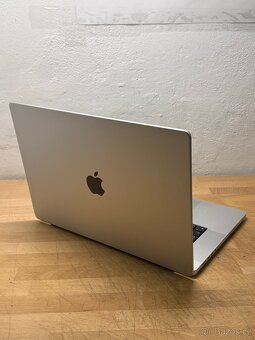 MacBook Pro 16 2021 /32GB RAM/M1 Pro/512GB SSD/Záruka - 8