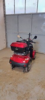 Prodám čtyř kolový vozík selvo 41000/li - 8