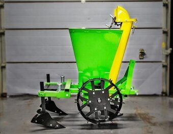 Dvouřádkový široký sazeč BOMET s přihnojováním - 8
