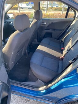 Ford Mondeo - 8
