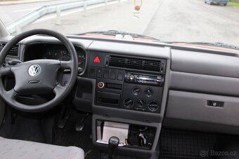 VW Transporter T4 2,5 TDi 75 KW - 8