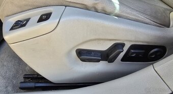 CITROËN C5 2,0HDi 103KW - 8