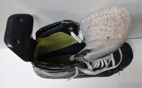Brusle Bauer Supreme 3S PRO SR 9 - 8