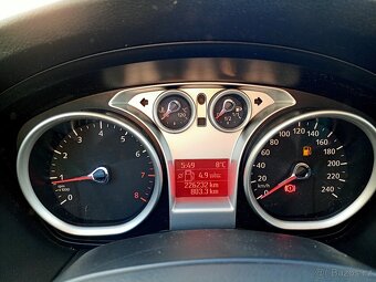 Ford Focus II - 8