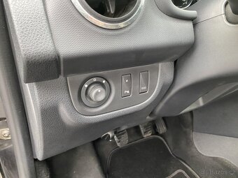 Dacia Sandero 0.9 TCe ,  66 kW benzín, 2014 - 8