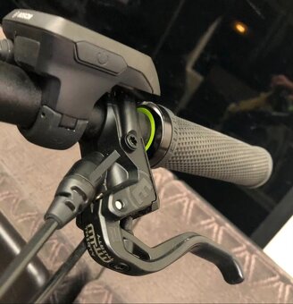 Cube Reaction 500 Wh - 8