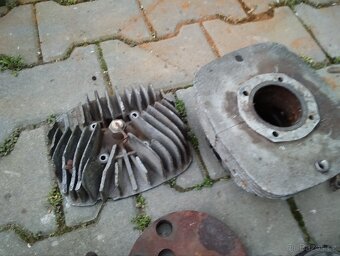 Díly motor MZ150 a další - 8